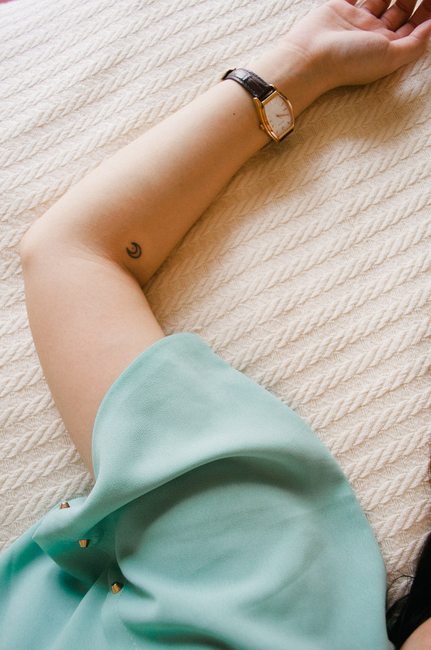 Tiny tattoos for girls, looking beautiful you should try