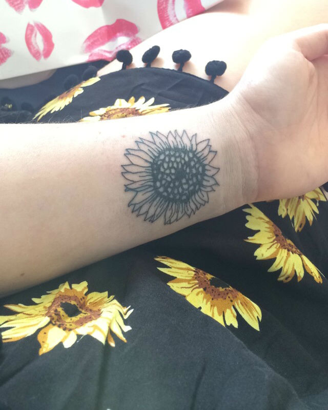 Warm Sunflower Tattoo Designs 20
