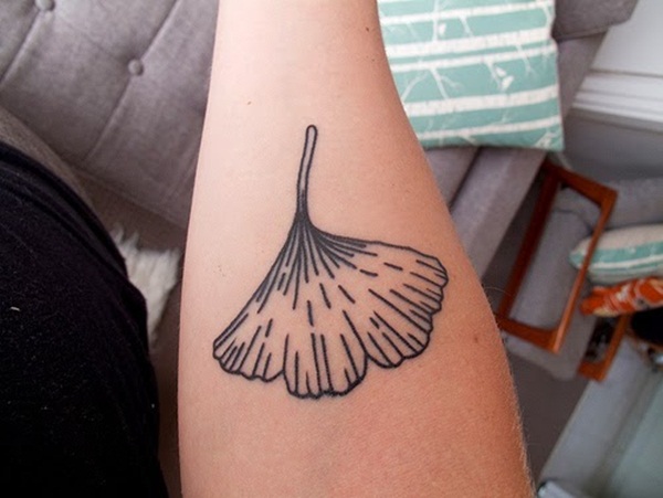 Leaf Tattoo Design Ideas 13