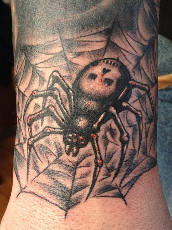 Awesome Spider Tattoo Designs 3