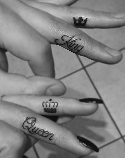 King Tattoo Finger