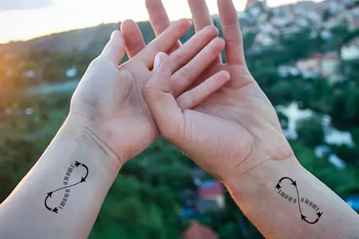 Couple Tattoo Designs on Hand